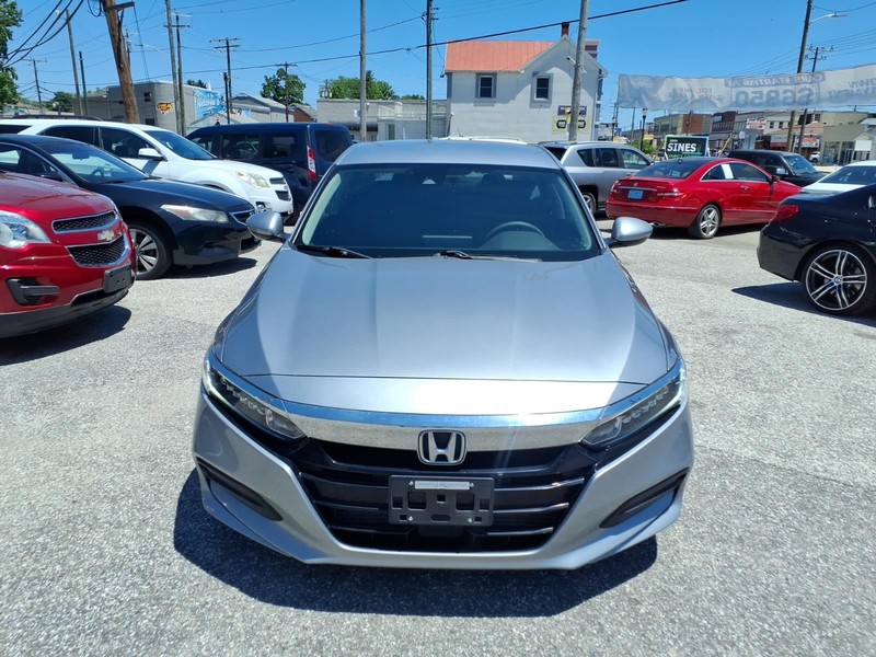 Honda Accord Sedan Vehicle Full-screen Gallery Image 03