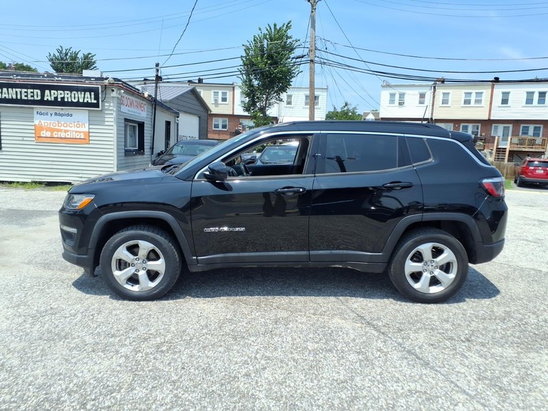 Jeep Compass Vehicle Full-screen Gallery Image 08