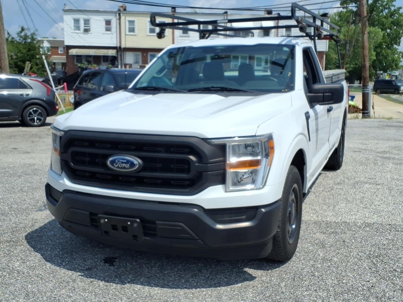 Ford F-150 Vehicle Full-screen Gallery Image 02