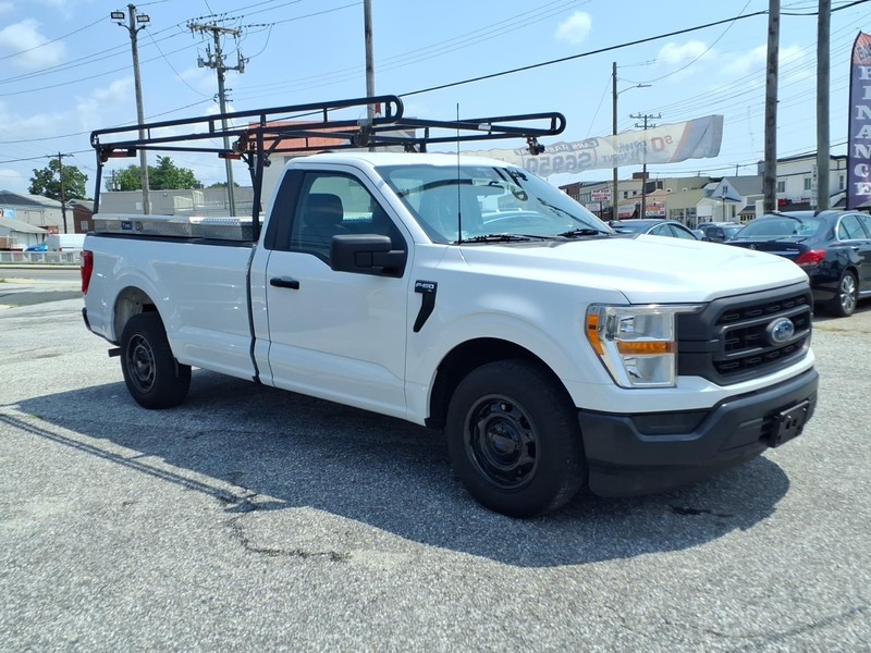 Ford F-150 Vehicle Full-screen Gallery Image 04