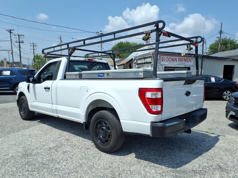 Ford F-150 Vehicle Full-screen Gallery Image 07