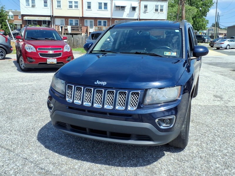 Jeep Compass Vehicle Full-screen Gallery Image 02