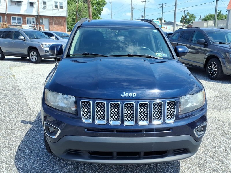 Jeep Compass Vehicle Full-screen Gallery Image 03