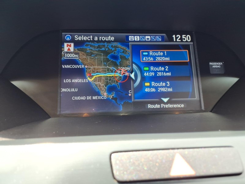 Acura RDX Vehicle Full-screen Gallery Image 19