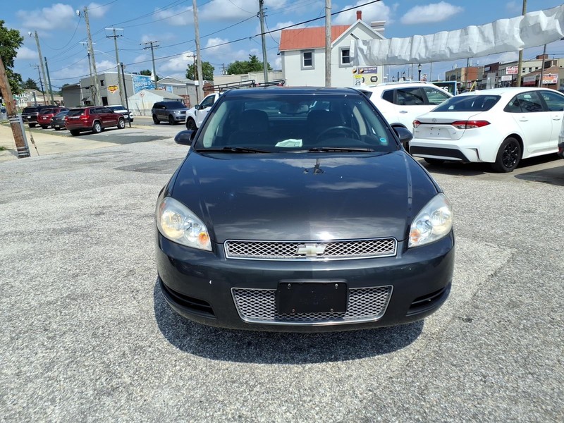 Chevrolet Impala Vehicle Full-screen Gallery Image 03