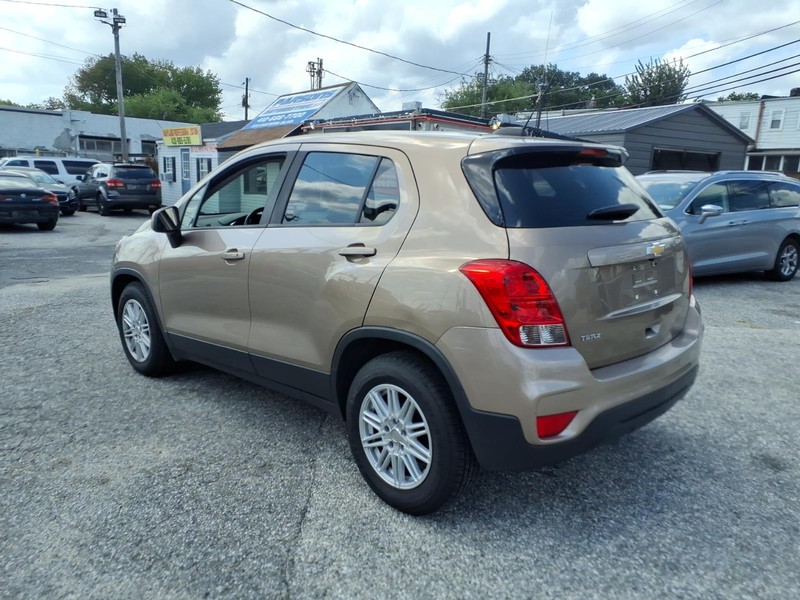 Chevrolet Trax Vehicle Full-screen Gallery Image 07