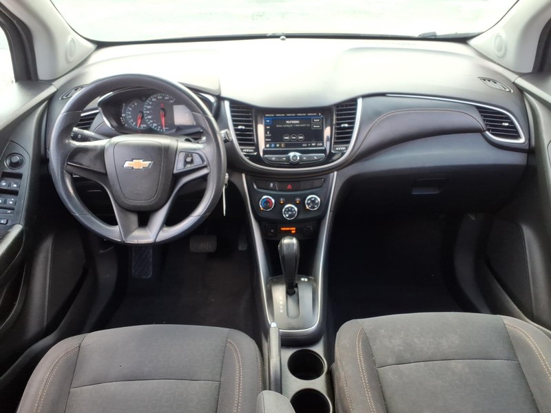 Chevrolet Trax Vehicle Full-screen Gallery Image 13
