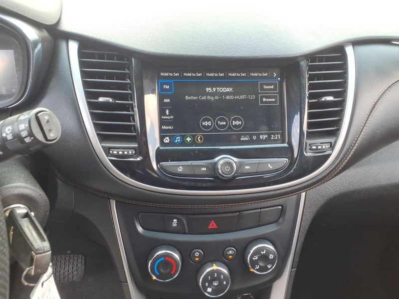 Chevrolet Trax Vehicle Full-screen Gallery Image 19