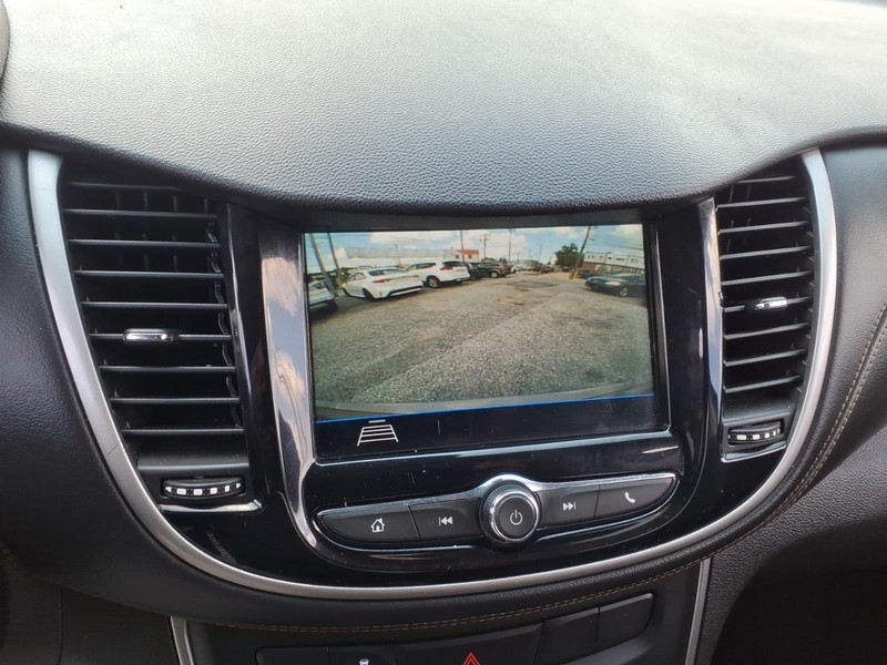Chevrolet Trax Vehicle Full-screen Gallery Image 20