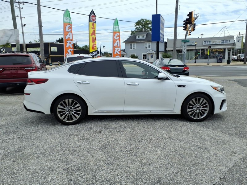 Kia Optima Vehicle Full-screen Gallery Image 05