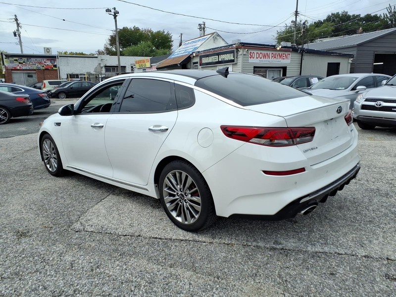 Kia Optima Vehicle Full-screen Gallery Image 08