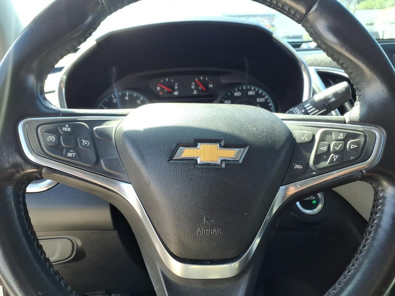 Chevrolet Equinox Vehicle Full-screen Gallery Image 20