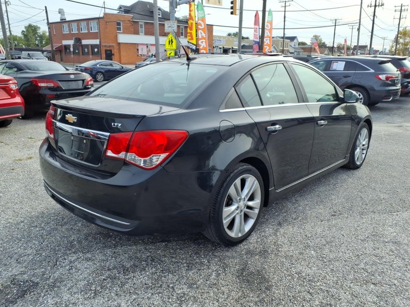 Chevrolet Cruze Vehicle Full-screen Gallery Image 04