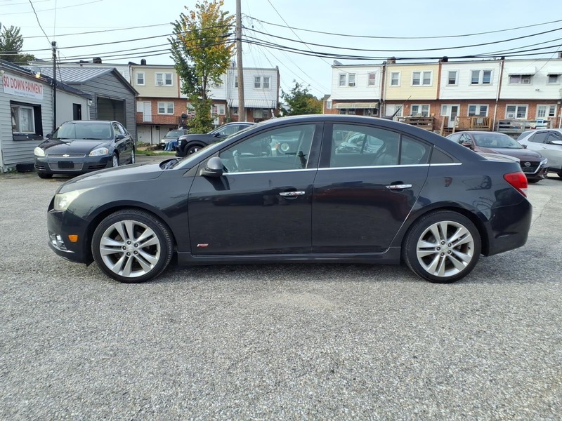Chevrolet Cruze Vehicle Full-screen Gallery Image 06