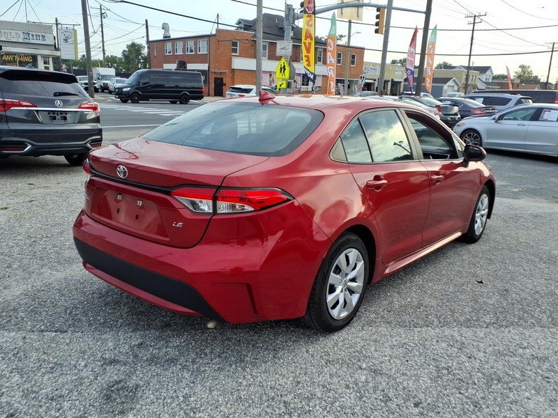 Toyota Corolla Vehicle Full-screen Gallery Image 06