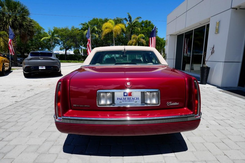 Cadillac Concours Vehicle Image 07