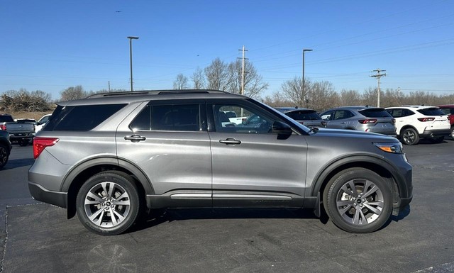 2022 Ford Explorer XLT photo 4