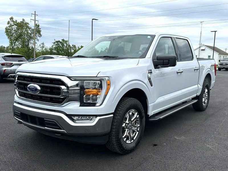 Ford F-150 Vehicle Full-screen Gallery Image 04