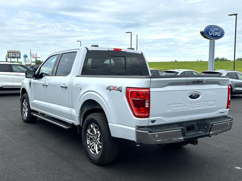 Ford F-150 Vehicle Full-screen Gallery Image 06