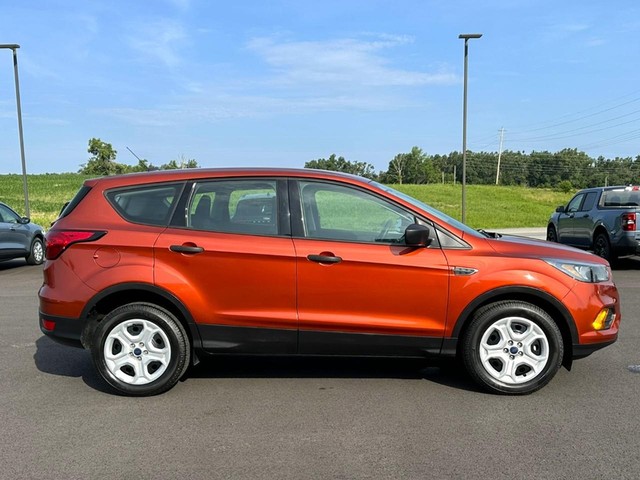 Used 2019 Ford Escape S with VIN 1FMCU0F73KUC26269 for sale in Perryville, MO