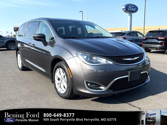 2020 Chrysler Pacifica Touring at Bening Ford in Perryville MO