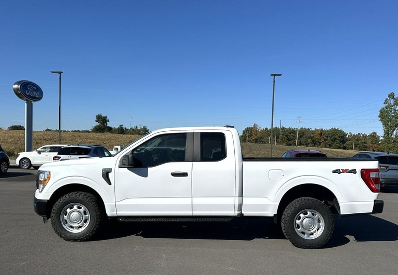 Ford F-150 Vehicle Full-screen Gallery Image 05