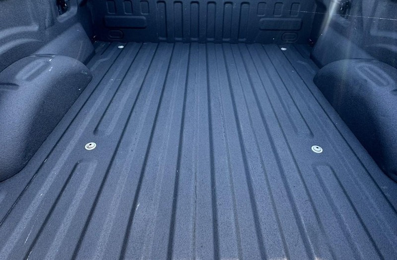 Ford F-150 Vehicle Full-screen Gallery Image 14