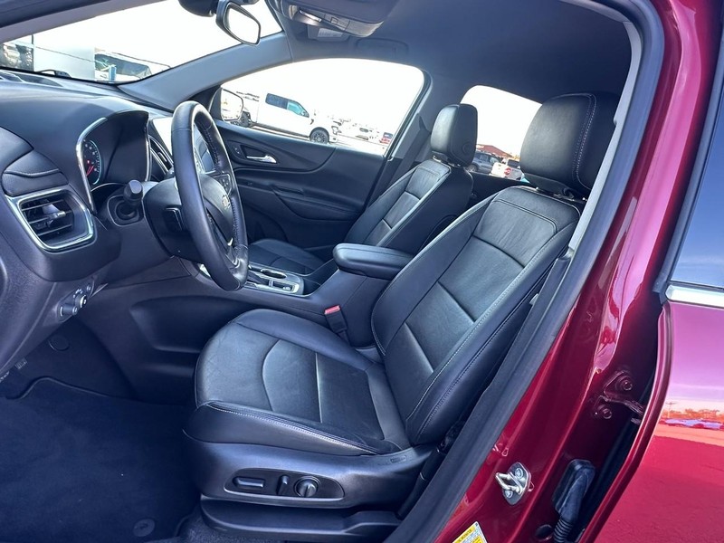 Chevrolet Equinox Vehicle Full-screen Gallery Image 07