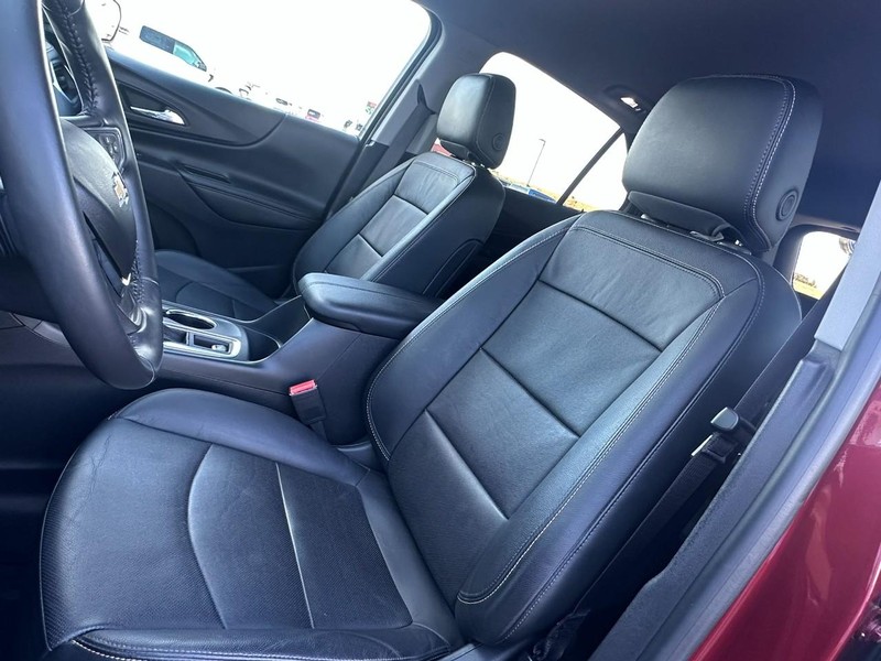 Chevrolet Equinox Vehicle Full-screen Gallery Image 08