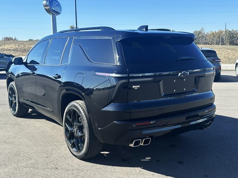 Chevrolet Traverse Vehicle Full-screen Gallery Image 06