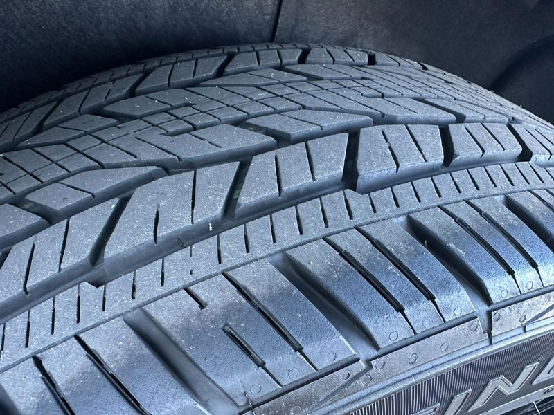 Chevrolet Traverse Vehicle Full-screen Gallery Image 22