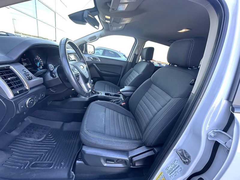 Ford Ranger Vehicle Full-screen Gallery Image 07