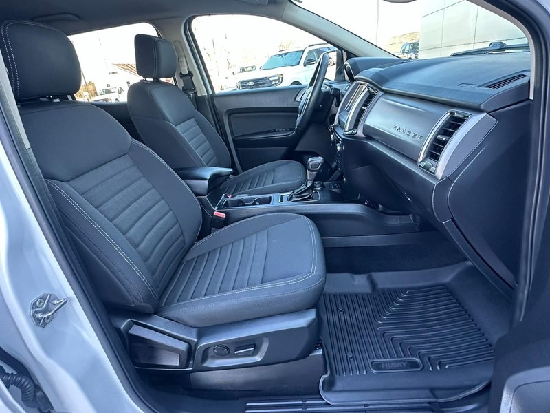 Ford Ranger Vehicle Full-screen Gallery Image 15