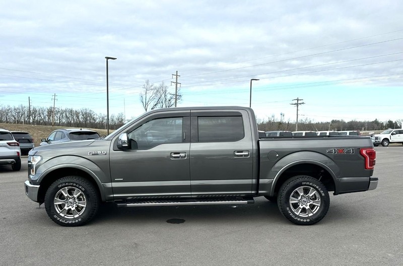 Ford F-150 Vehicle Full-screen Gallery Image 05