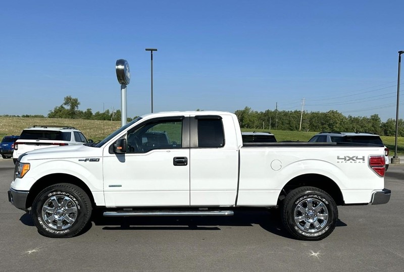 Ford F-150 Vehicle Full-screen Gallery Image 05