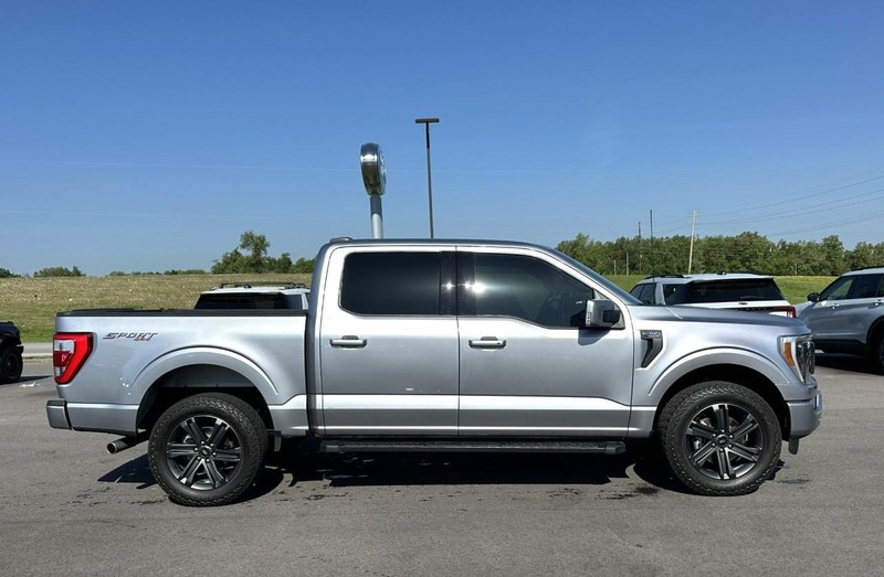 Ford F-150 Vehicle Full-screen Gallery Image 02
