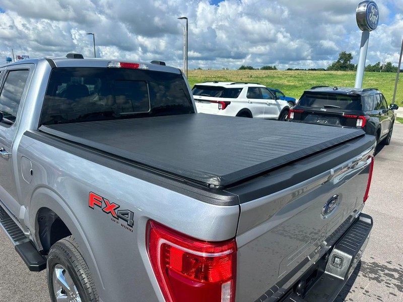 Ford F-150 Vehicle Full-screen Gallery Image 07