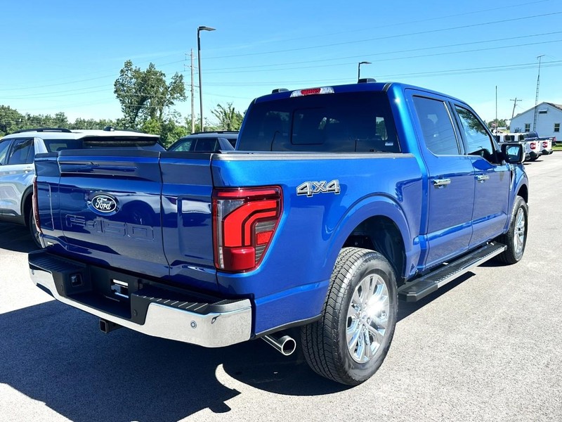 Ford F-150 Vehicle Full-screen Gallery Image 03