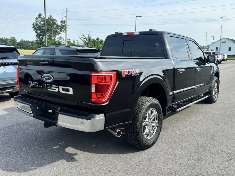 Ford F-150 Vehicle Full-screen Gallery Image 03