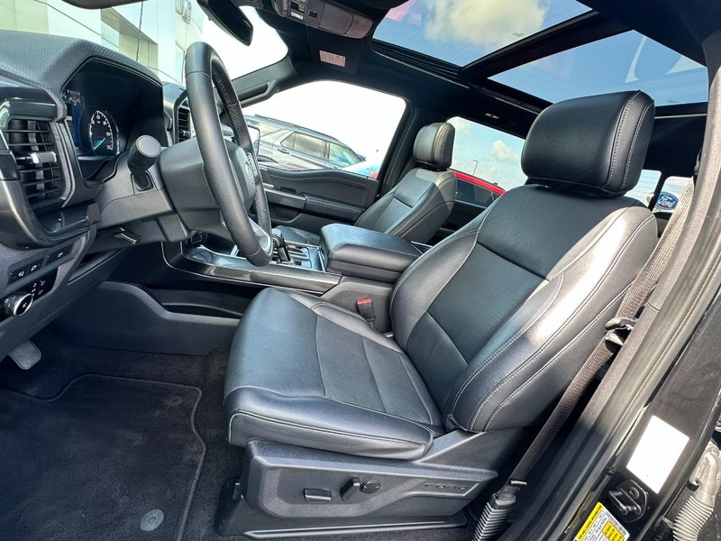 Ford F-150 Vehicle Full-screen Gallery Image 07