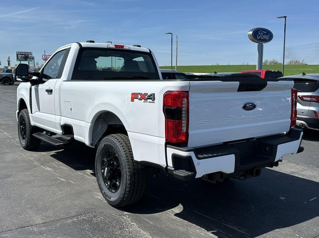 2025 Ford F-350 Super Duty XL - Photo 7