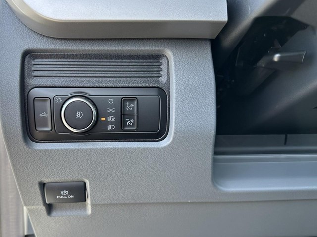 2025 Ford F-350 Super Duty XL - Photo 12