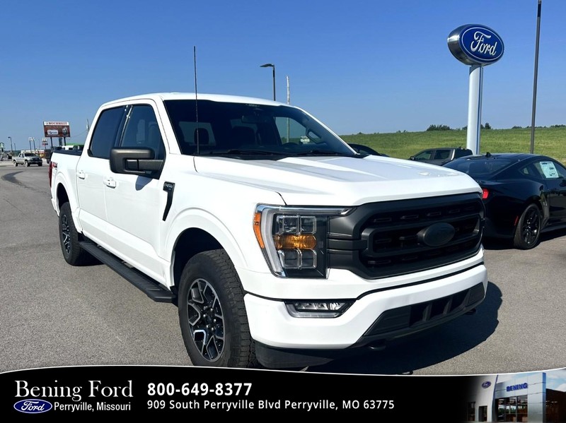 Ford F-150 Vehicle Full-screen Gallery Image 01