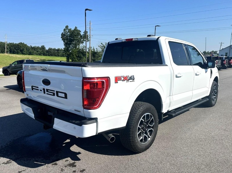 Ford F-150 Vehicle Full-screen Gallery Image 03