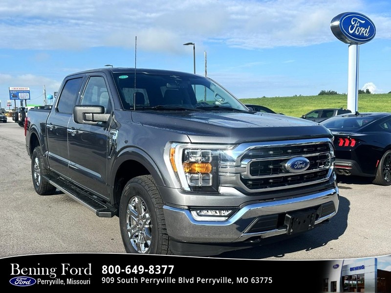 Ford F-150 Vehicle Full-screen Gallery Image 01