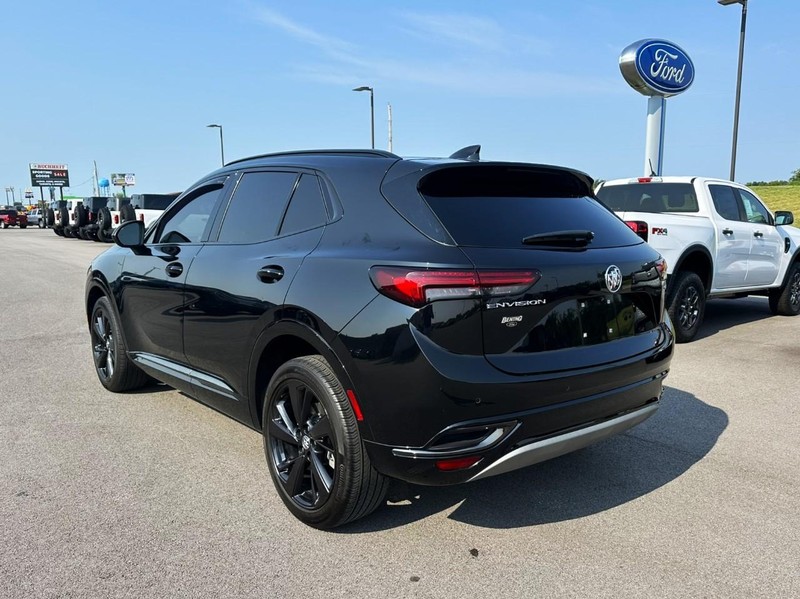 Buick Envision Vehicle Full-screen Gallery Image 06
