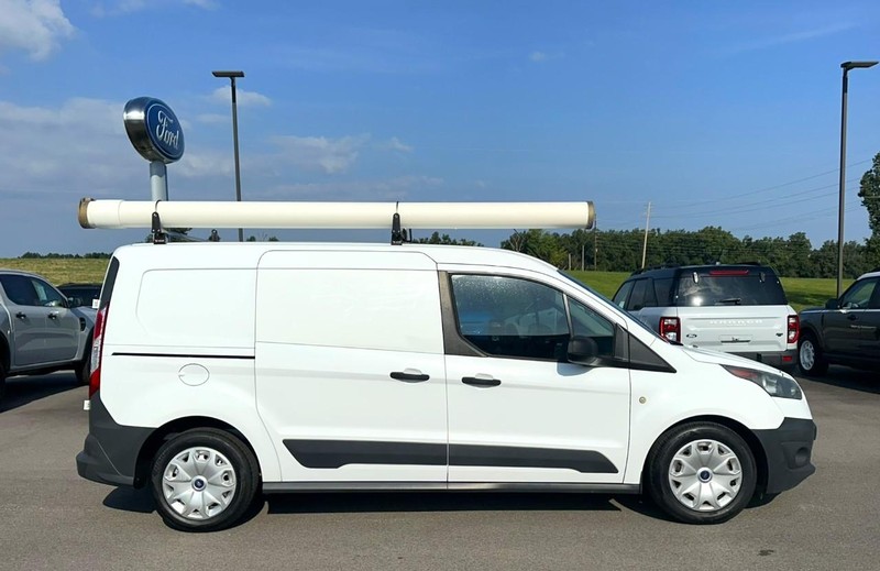 Ford Transit Connect Vehicle Full-screen Gallery Image 02