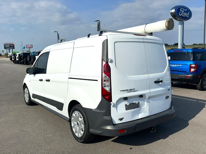 Ford Transit Connect Vehicle Full-screen Gallery Image 06
