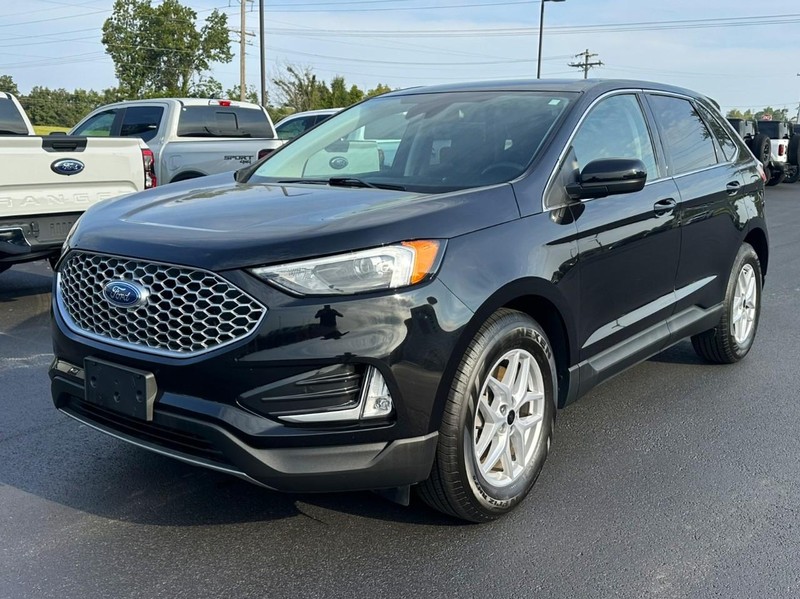 Ford Edge Vehicle Full-screen Gallery Image 04