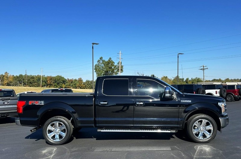 Ford F-150 Vehicle Full-screen Gallery Image 02